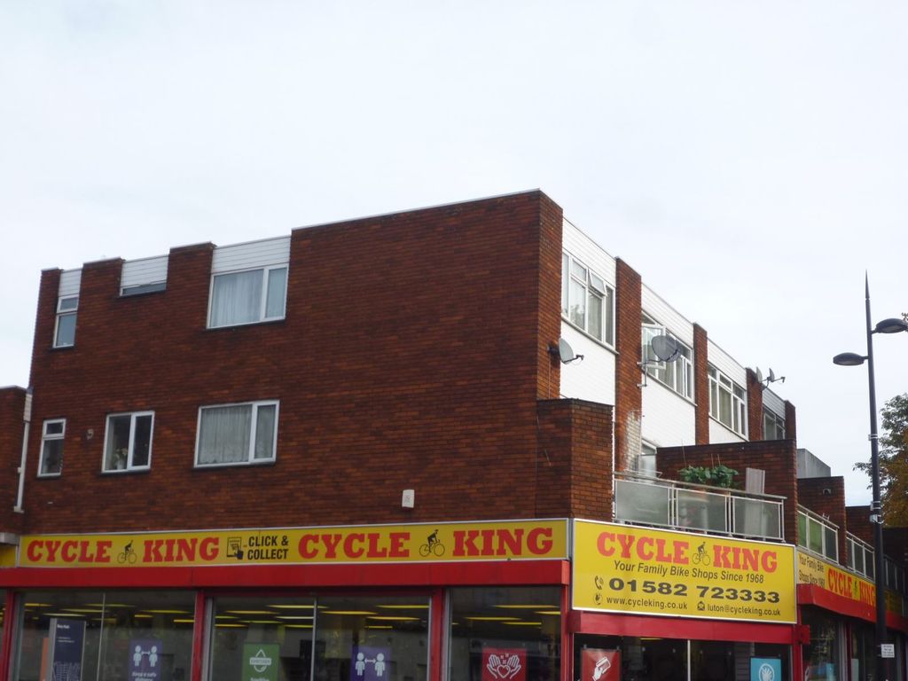 Property photo 1 of 6 Studio Flat To Rent