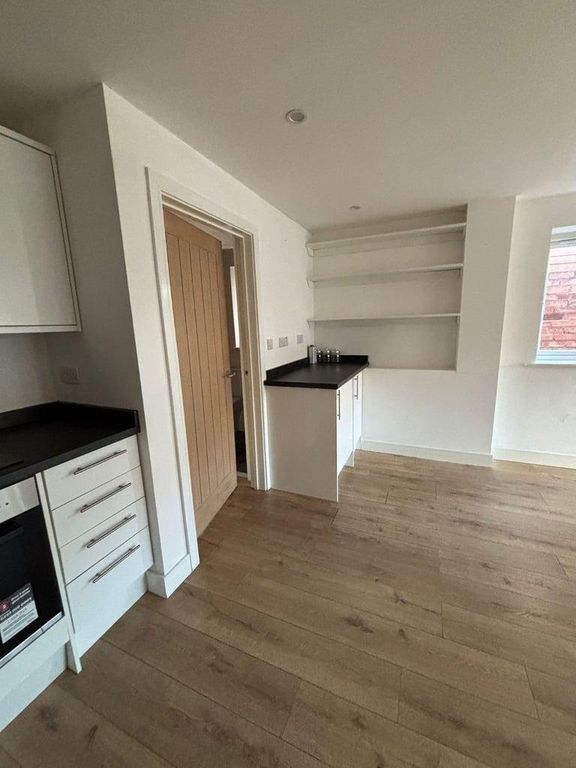 Property photo 3 of 11 Photo 3