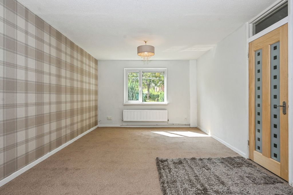 Property photo 3 of 22 Living Room
