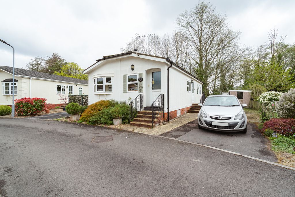 Property photo 1 of 16 16