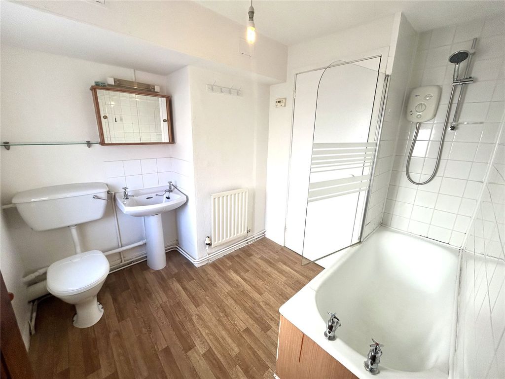 Additional image 7 of 3 bed terraced house to rentCommercial Street, Newtown, Powys SY16