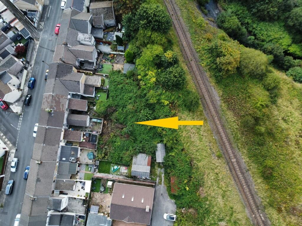Property photo 2 of 3
