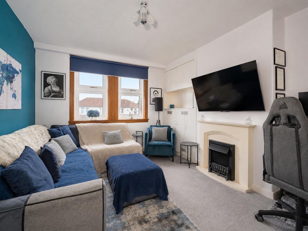 Property photo 2 of 11 102 Byron Street Dundee-2.Jpg