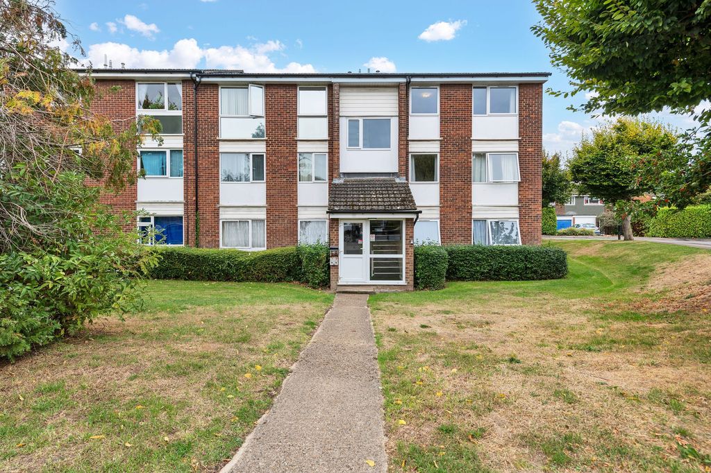 Property photo 1 of 8