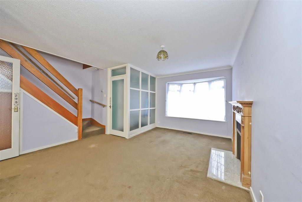 Property photo 2 of 12 Living Room