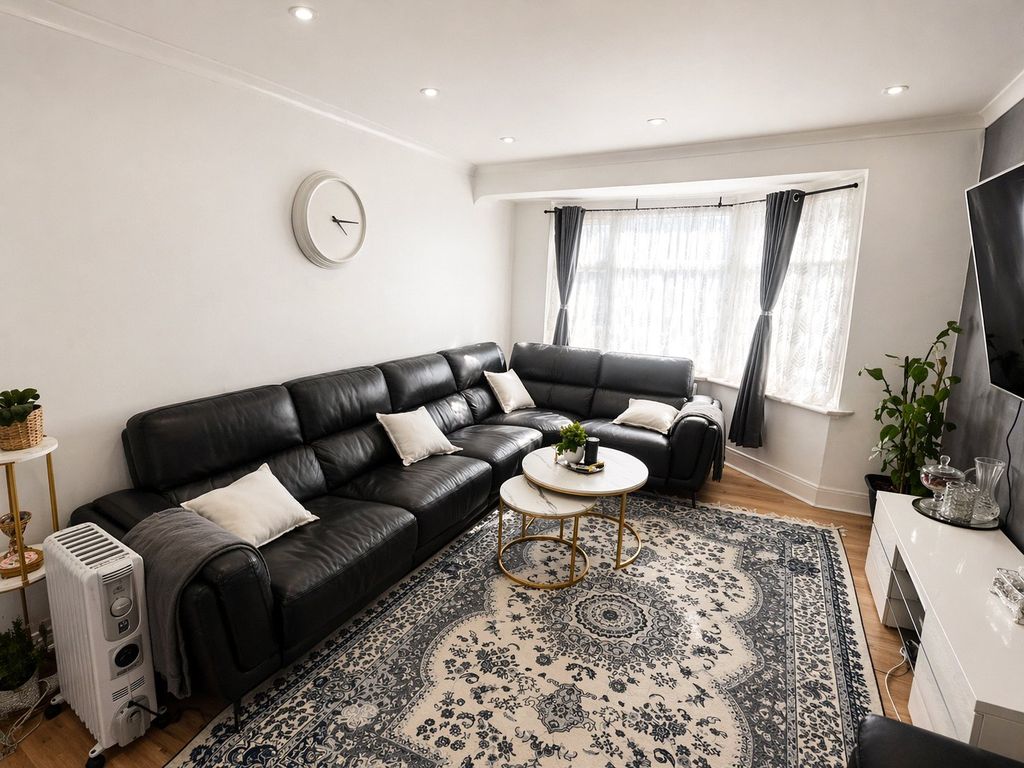 Property photo 2 of 9 Reception Room