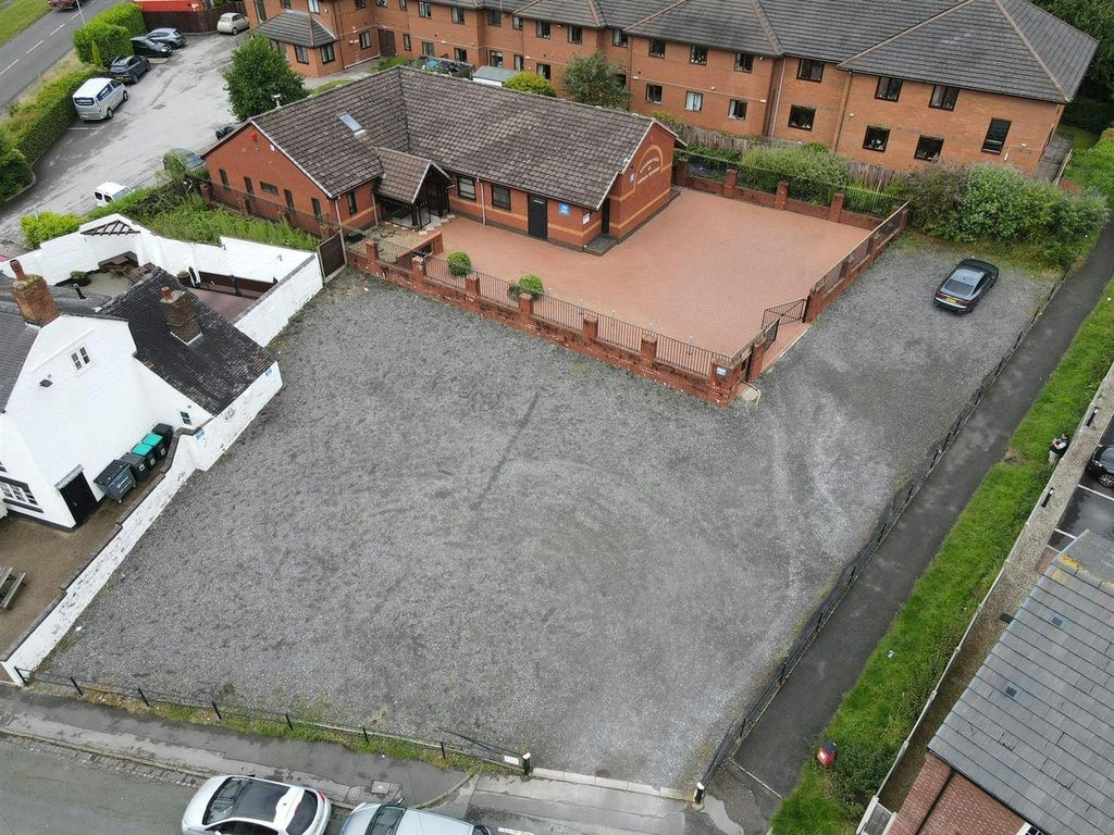 Property photo 1 of 15 J1.Jpg