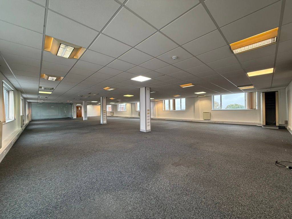 Property photo 2 of 24 Photo 44