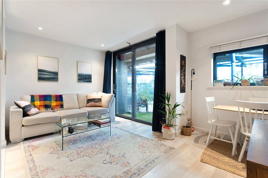 Property photo 1 of 11 Picture No. 06