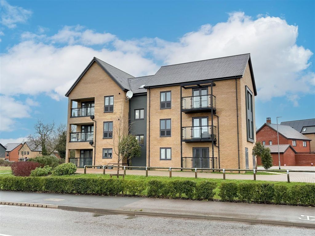 Property photo 1 of 13 Blue Ext 8.Jpg