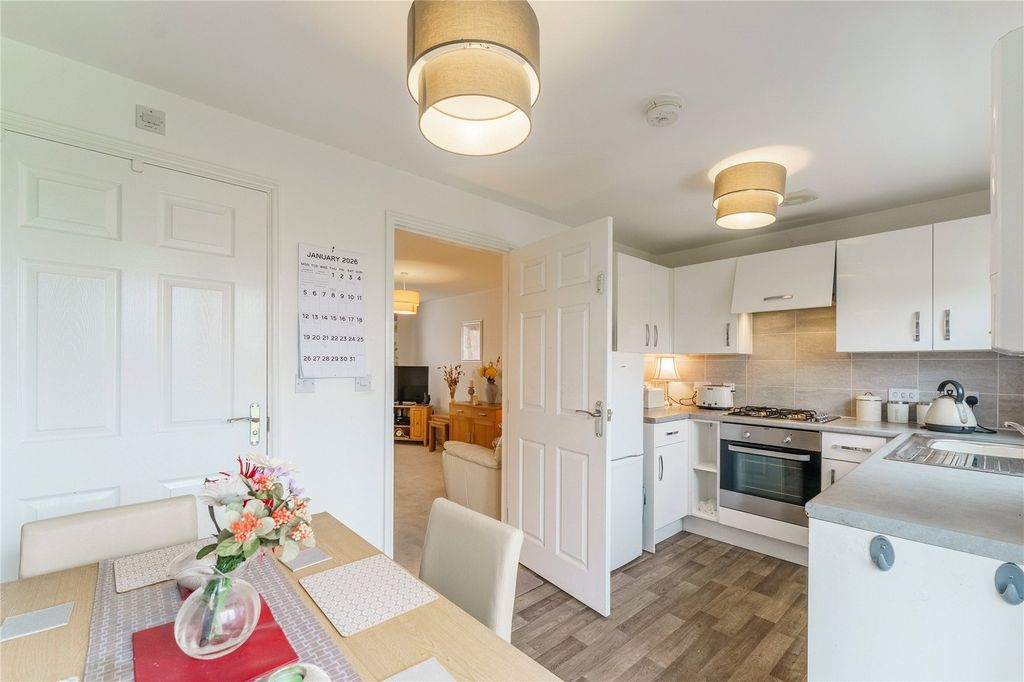 Property photo 3 of 33 Picture No. 52