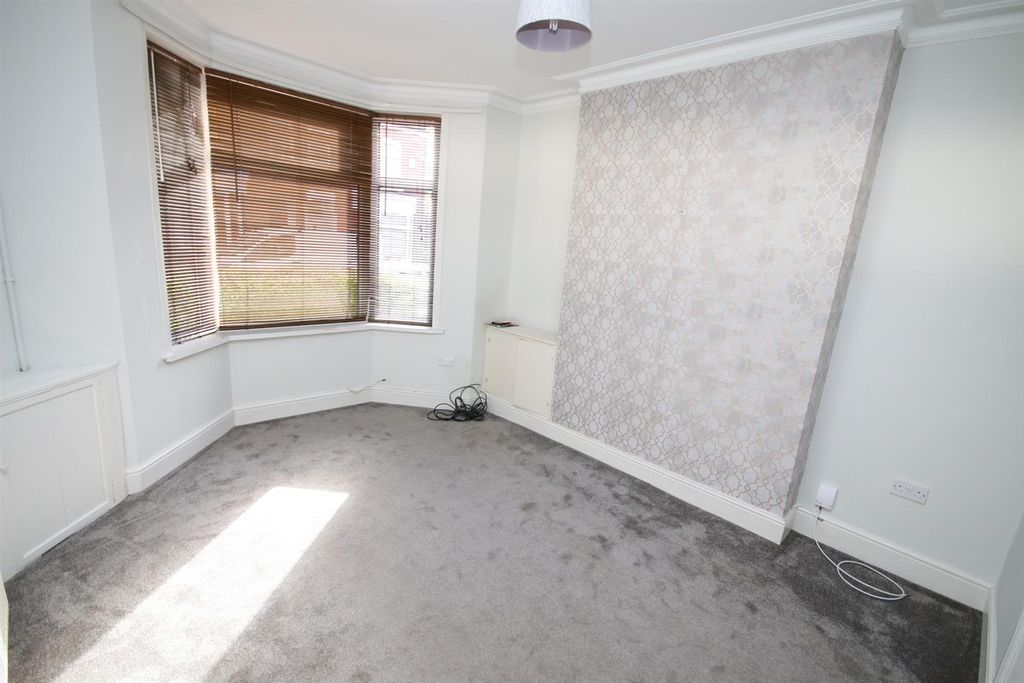 Property photo 2 of 18 Img_5868.Jpg