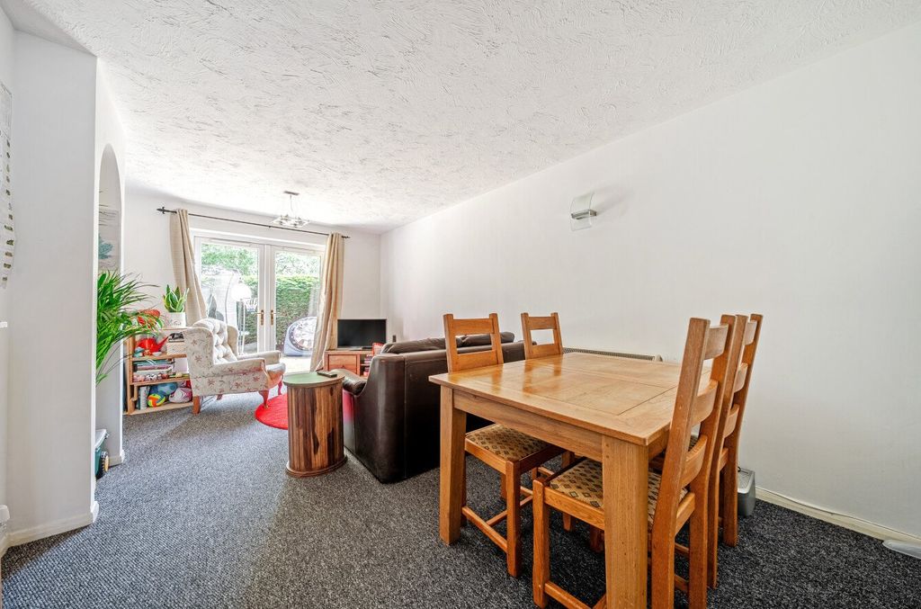 Property photo 2 of 9 Picture No. 02