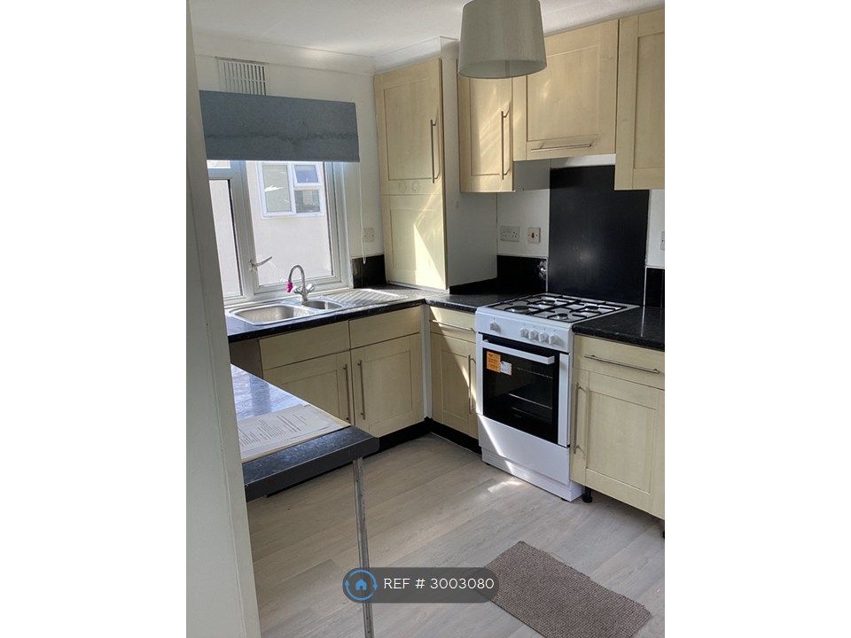 Property photo 2 of 3