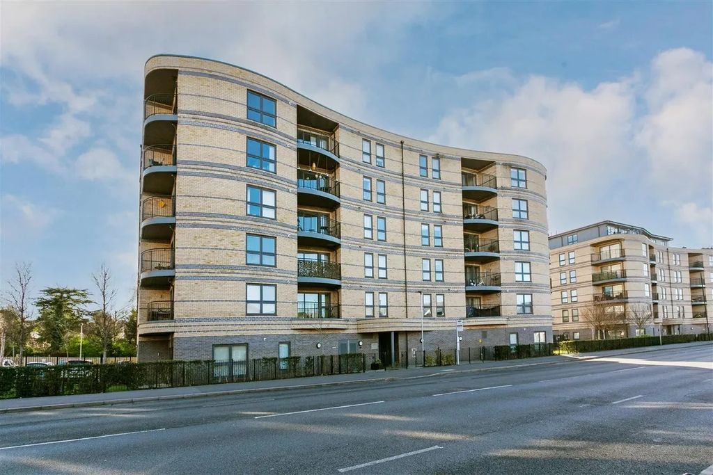 Property photo 1 of 12 E314F21A17108Ed01545c42094A7740c3Fbed658