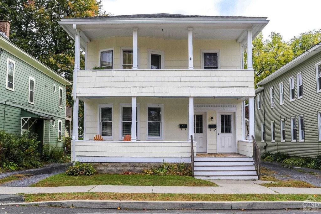 Property photo 1 of 31