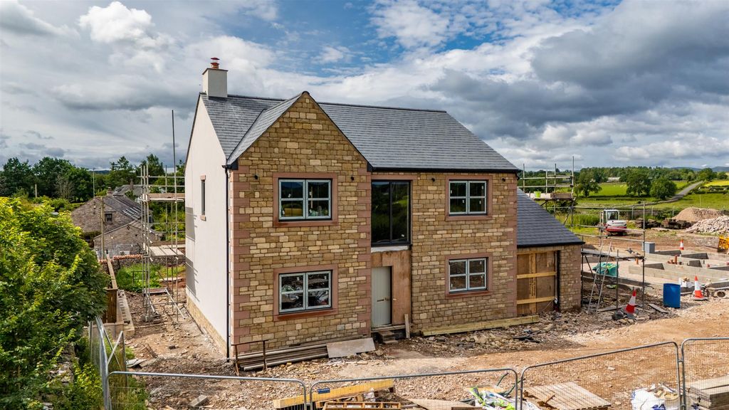 Property photo 1 of 7 Dji_20250703100825_0096_D.Jpg