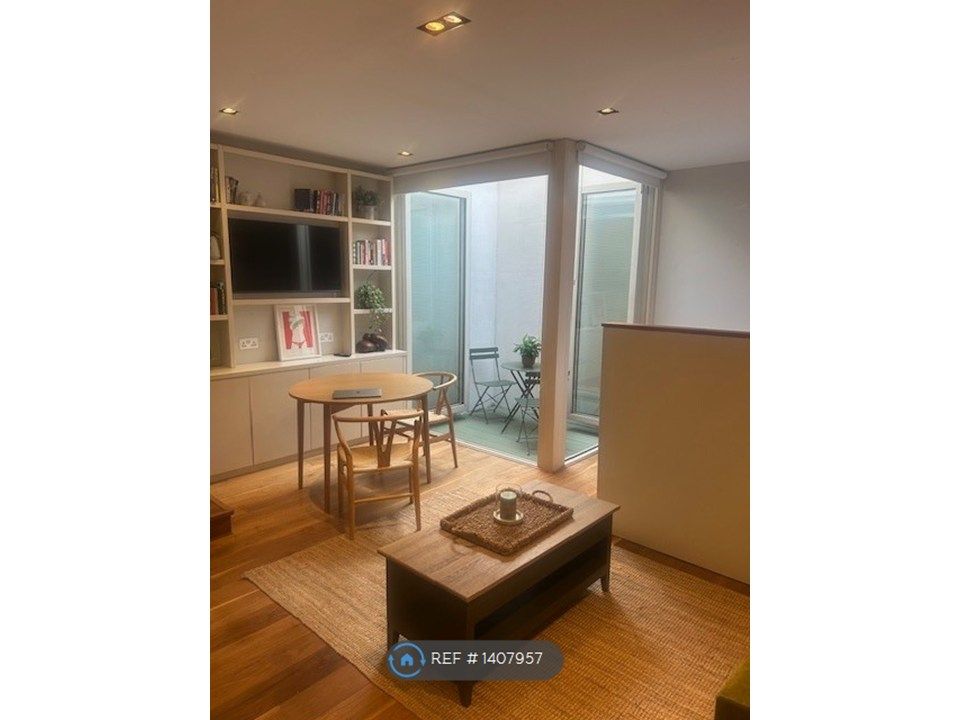 Property photo 3 of 14 Dining Area/ Outdoor Terrace