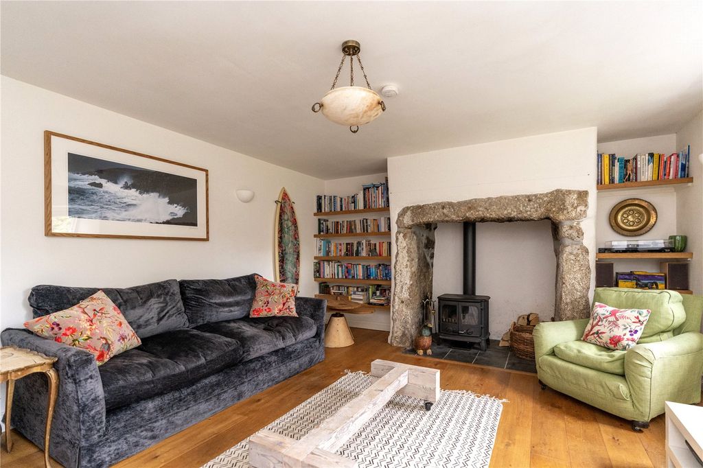 Property photo 2 of 30 Picture No. 02