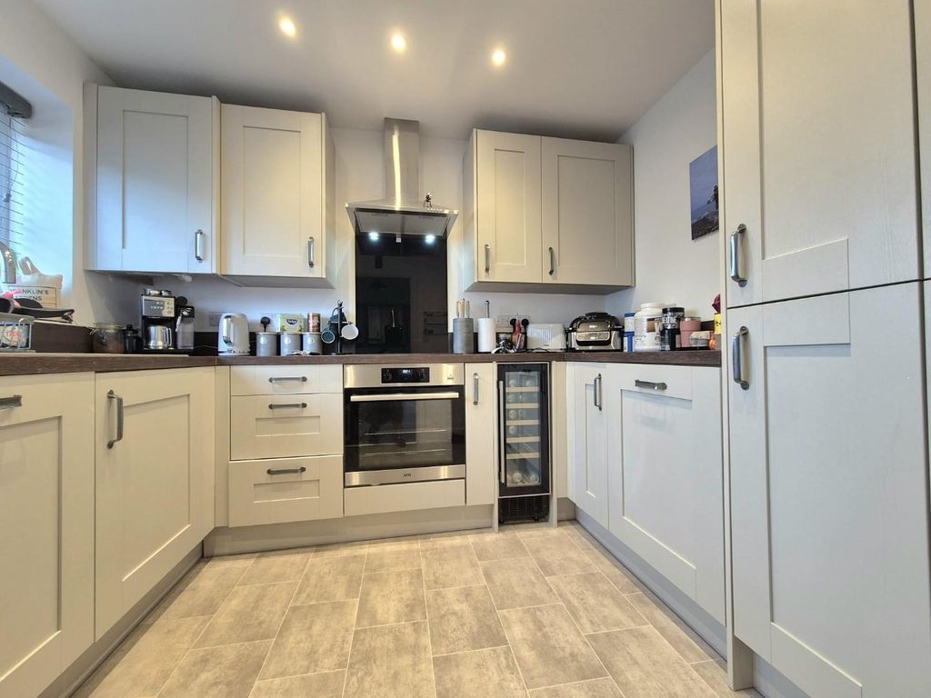 Property photo 2 of 14 14.Jpg