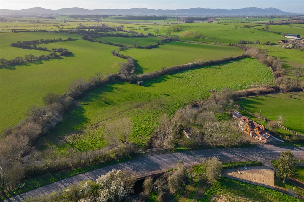 Property photo 2 of 35 Dji_0829.Jpg