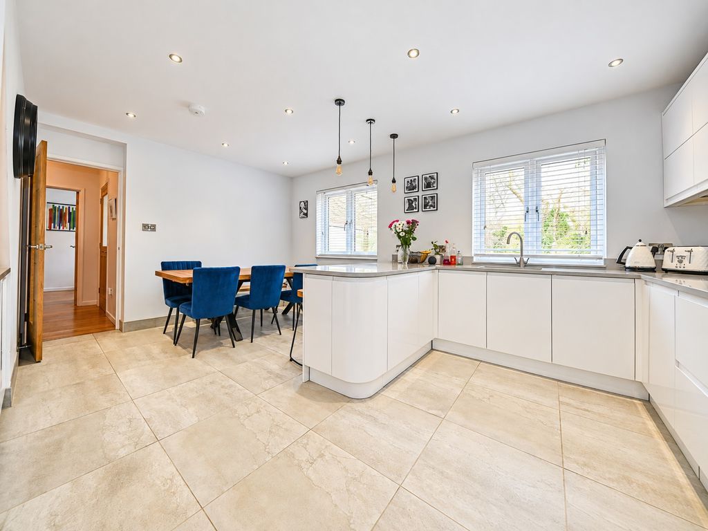 Property photo 2 of 17 Photo 7