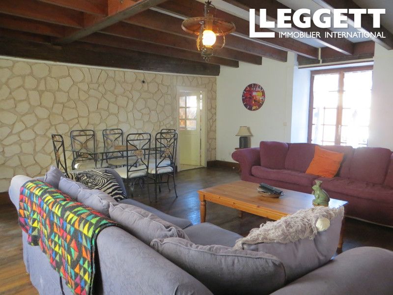 Property photo 3 of 10