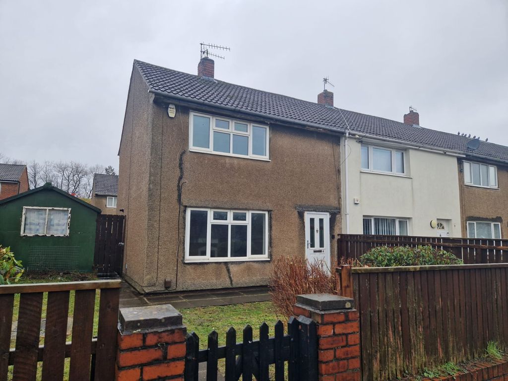 Property photo 1 of 17