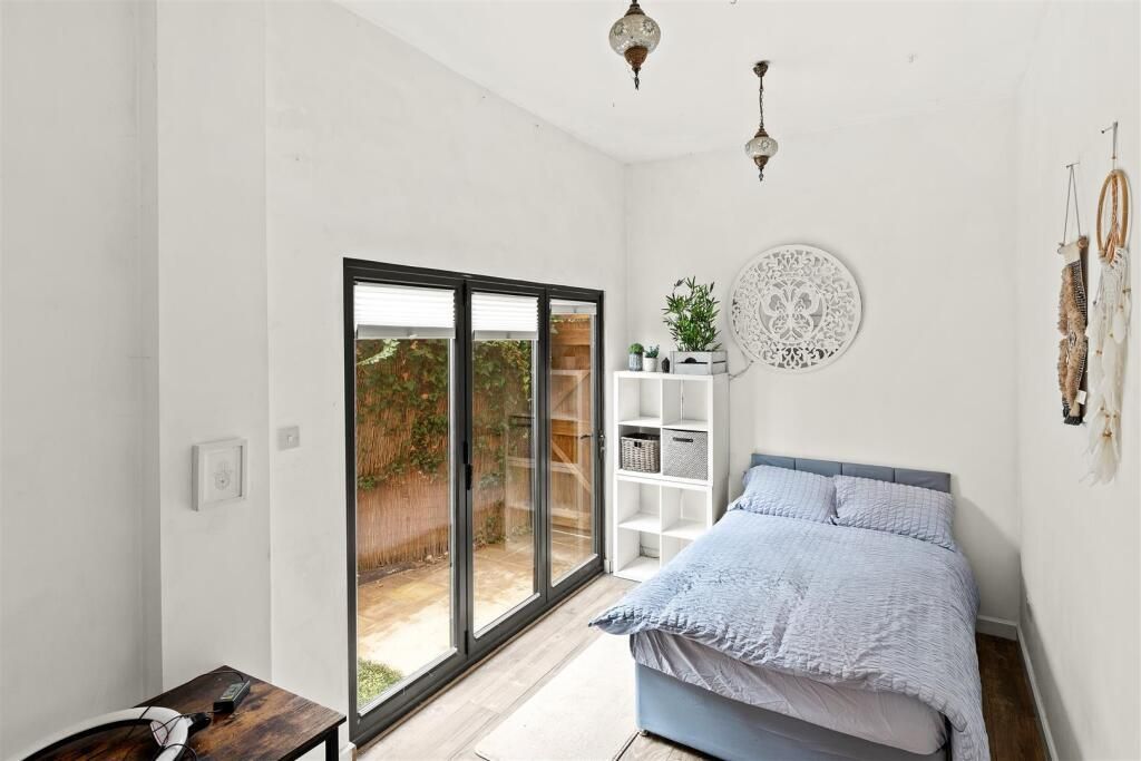 Property photo 2 of 7 36854_33721814_Img_15_0000.Jpeg