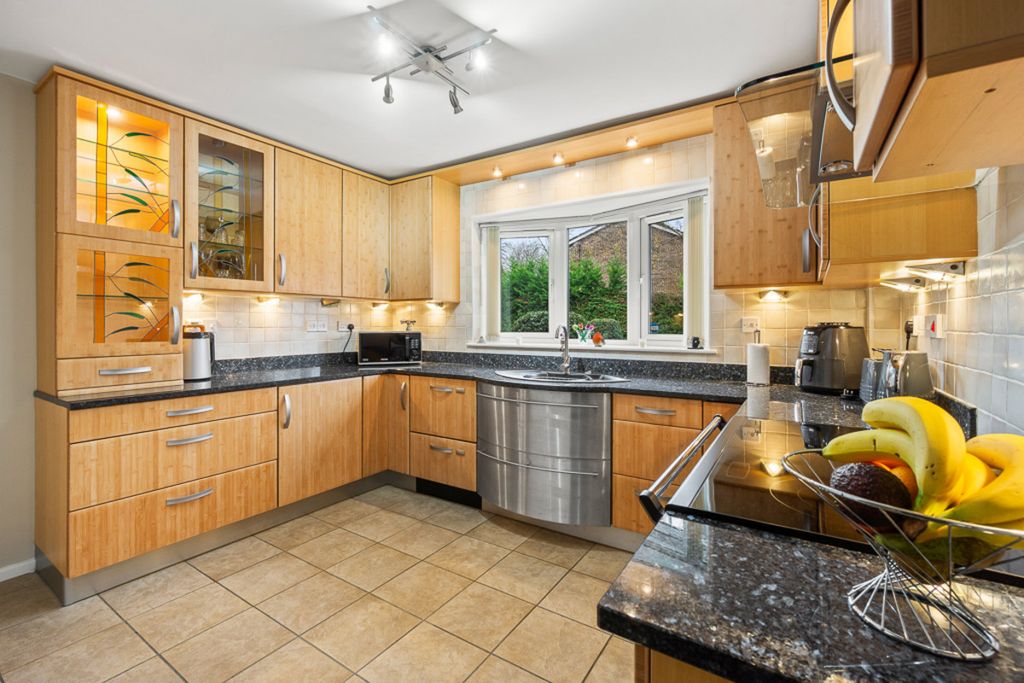 Property photo 3 of 20