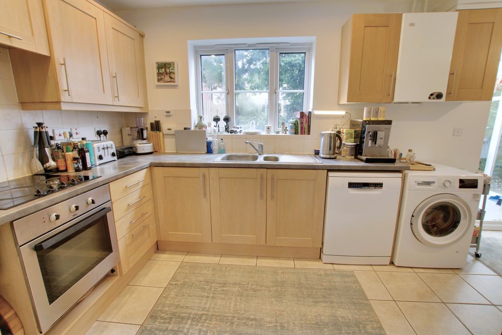 Property photo 3 of 14