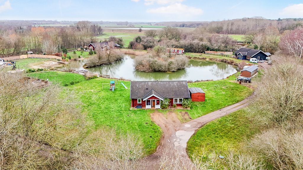 Property photo 2 of 30 4823215