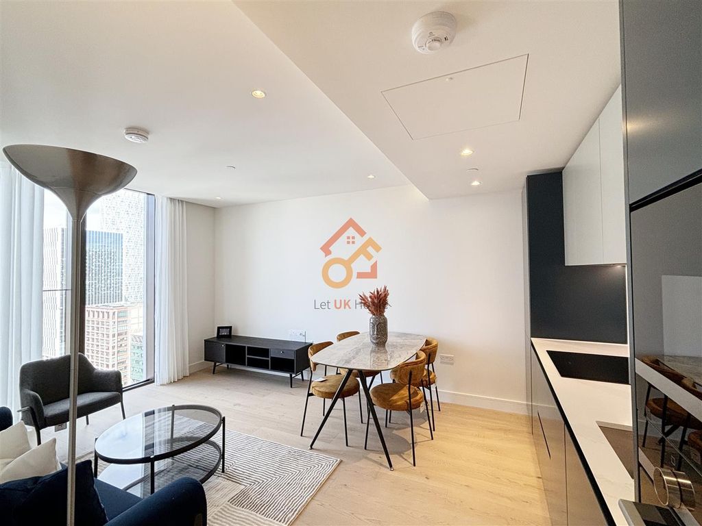 Property photo 3 of 37