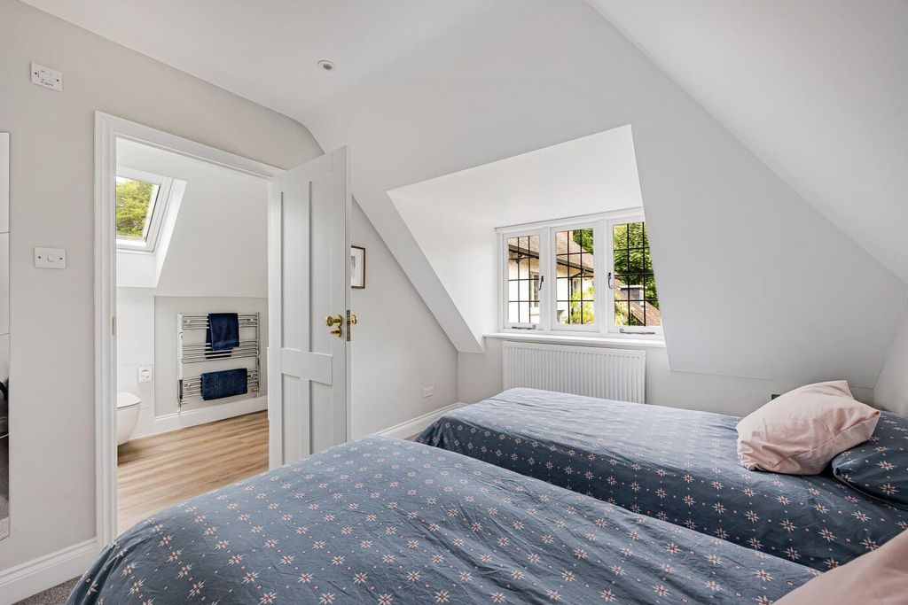 Additional image 27 of 7 bed detached house for saleHarpsden Woods, Harpsden, Henley-On-Thames, Oxfordshire RG9