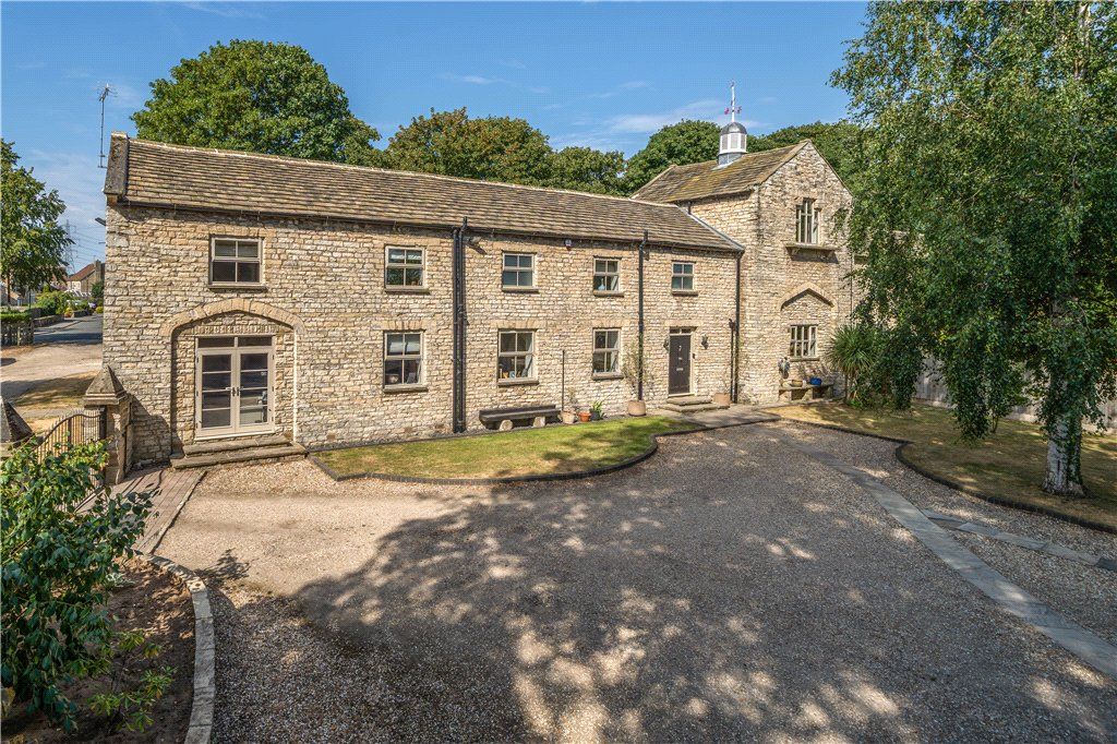 Property photo 1 of 34 The Dovecote