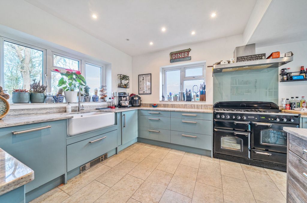 Additional image 6 of 5 bed detached house for saleSchool Lane, Petersfield GU32
