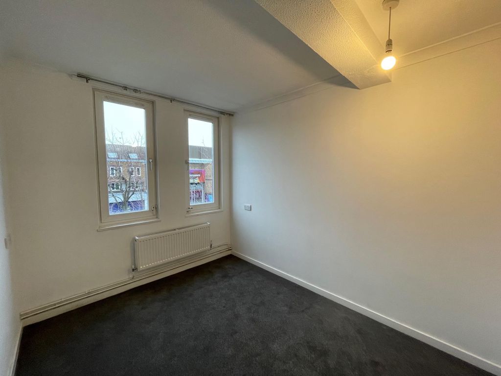 Property photo 2 of 6 Dining Room