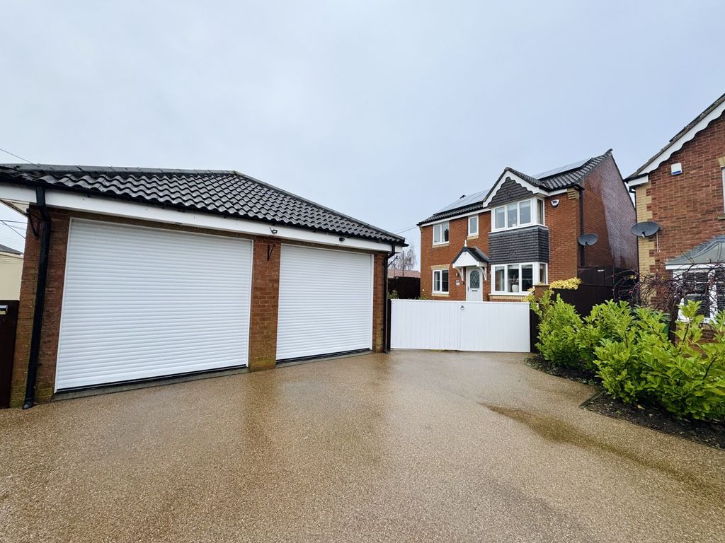 Property photo 2 of 29 Img_7552