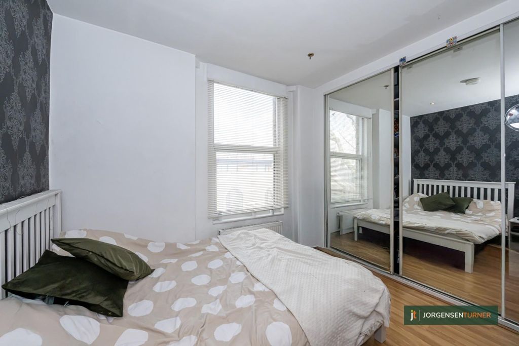 Property photo 3 of 8 Uxbridge Road 1@288-007 Lr - Jt.Jpg