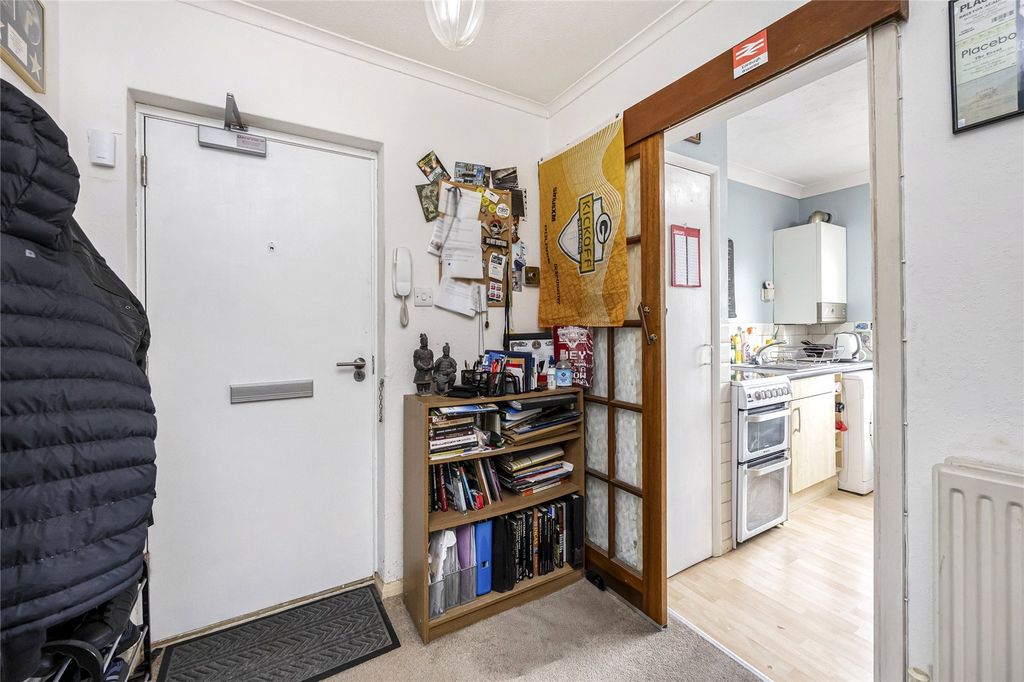 Property photo 3 of 16 Picture No. 01