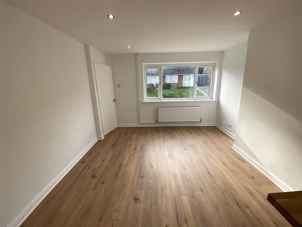 Property photo 3 of 17 Picture No. 07