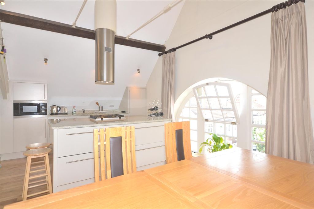 Property photo 3 of 10 Csc_0893.Jpg
