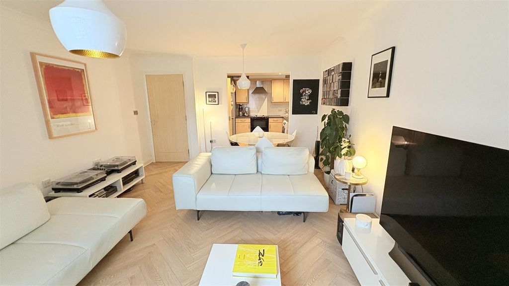 Property photo 3 of 14 Open Plan Living/Kitchen