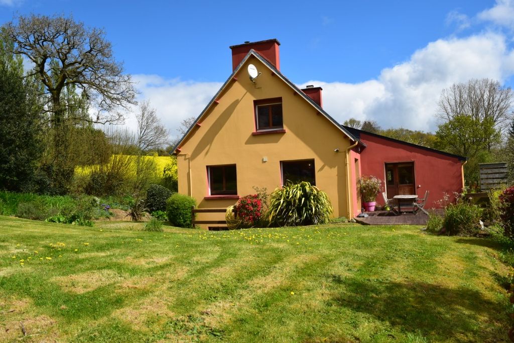 Property photo 1 of 27