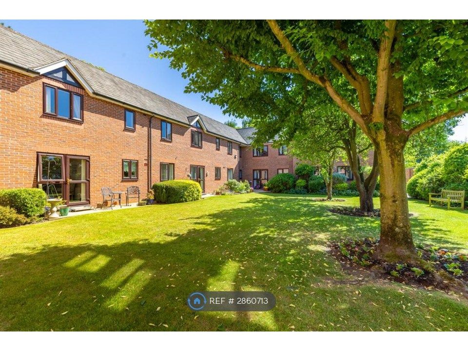 Property photo 1 of 26 Beautiful Gardens, All Maintained