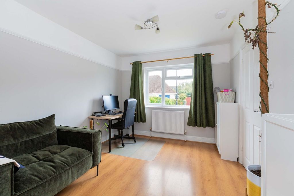 Property photo 3 of 19