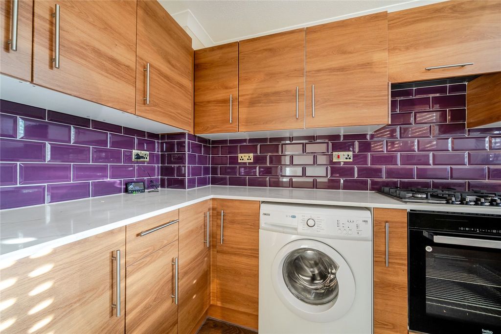 Property photo 2 of 18 Picture No. 09
