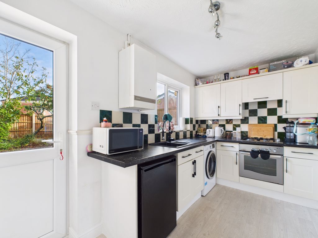 Property photo 3 of 12 Photo 7