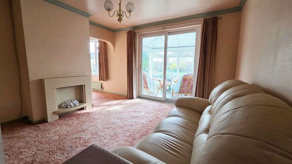 Property photo 3 of 22