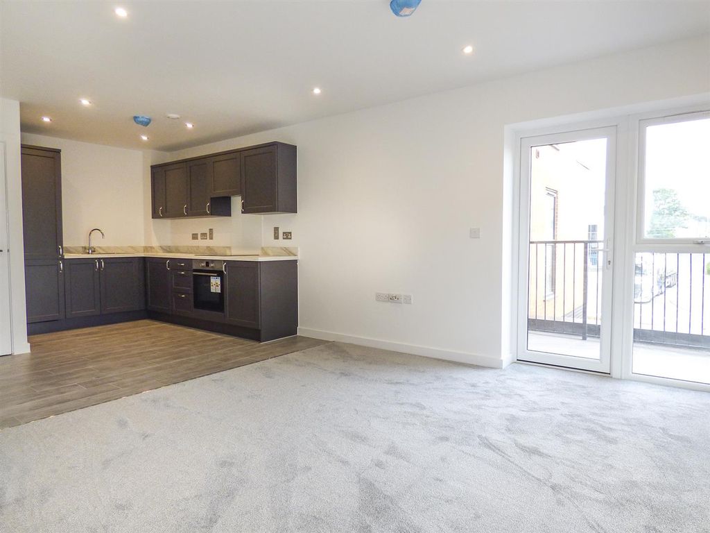 Property photo 2 of 8 P1100027_1.Jpg